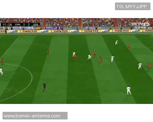 足球明星驾驭西雅特展现激情与速度引领潮流新风尚